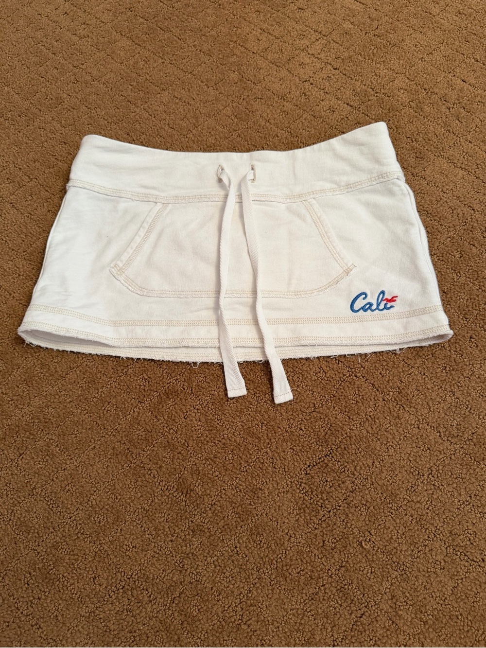 Hollister Cali vintage low rise white mini skirt women’s XS